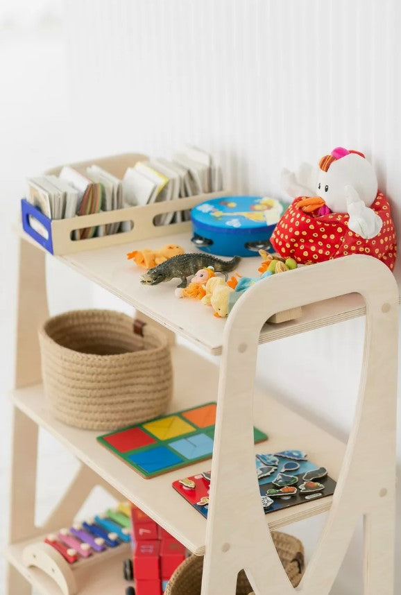 Scaffale per bambini in legno per libri